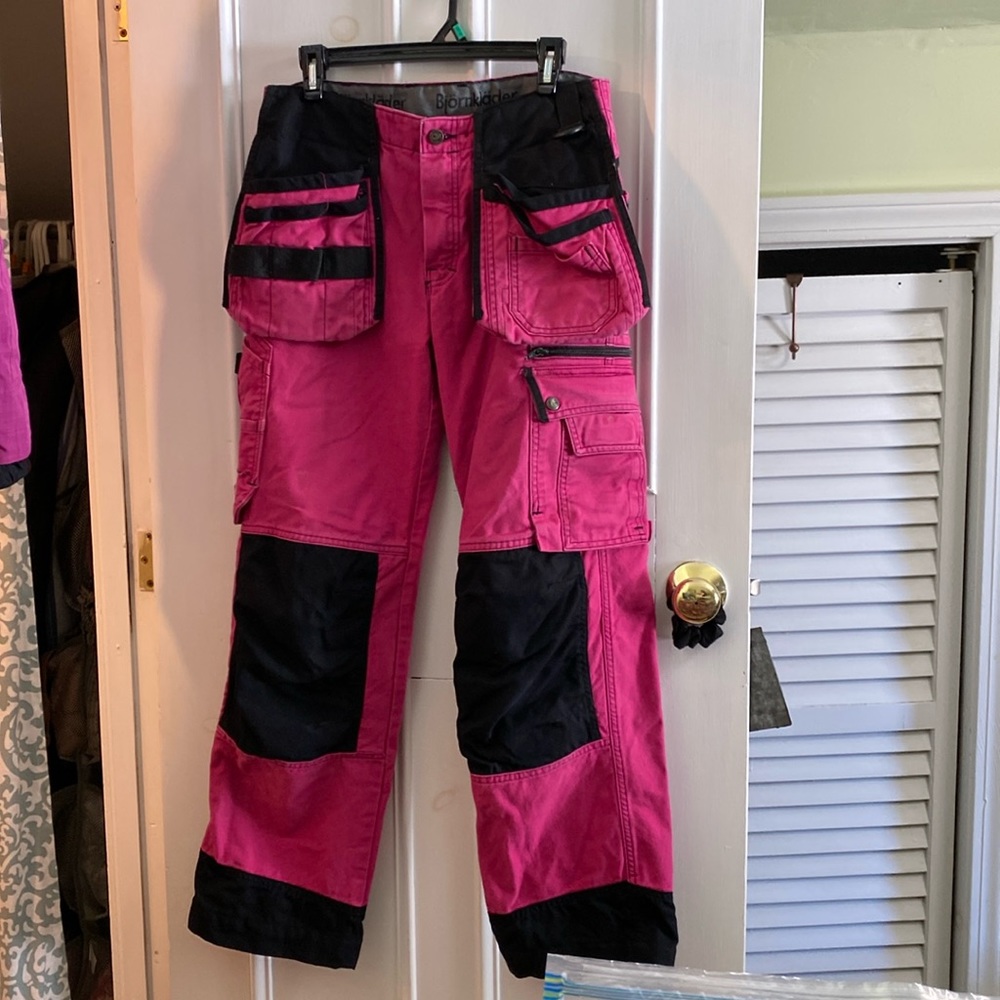 Björnkläder Scandinavian pink construction pants with multi pockets and pouches